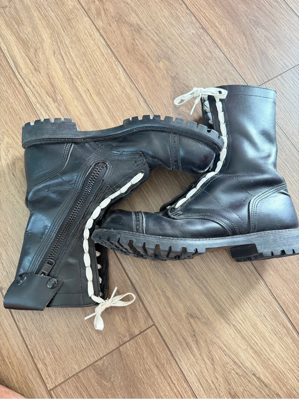 Matterhorn Men's Jump Boots Vintage 1990's Perforated Detail Punk Military
